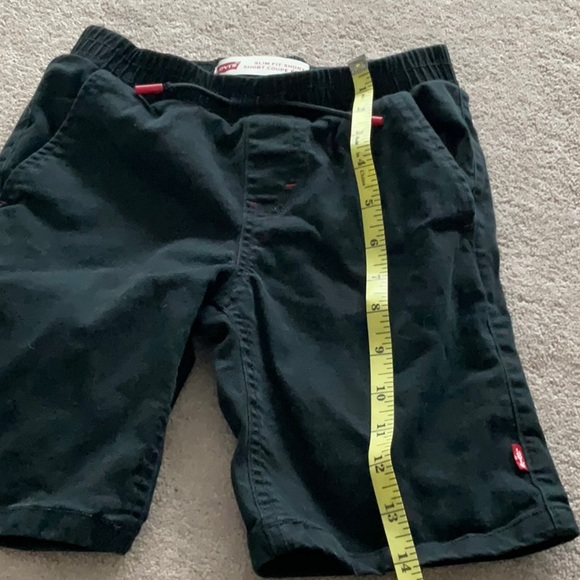Boys Levi’s slim fit short black, elastic waist - Picture 6 of 6
